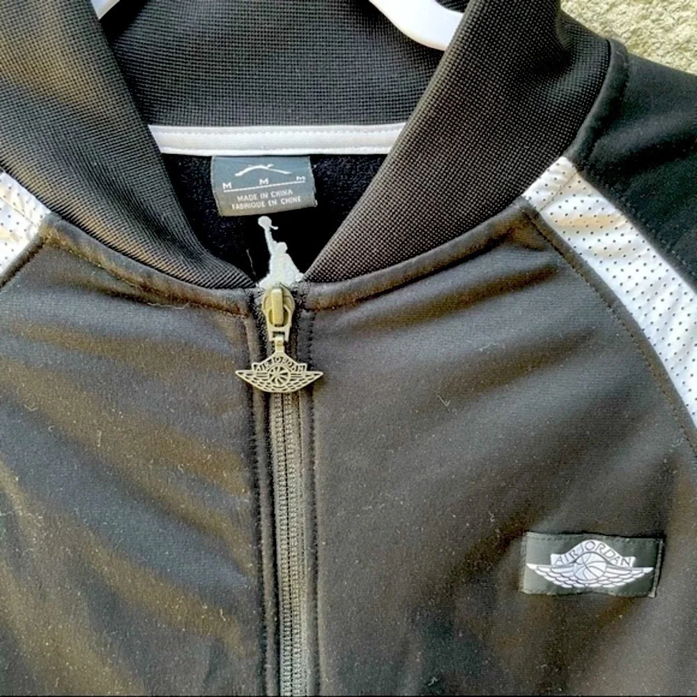 Jordan Windbreaker Men’s M   WW4